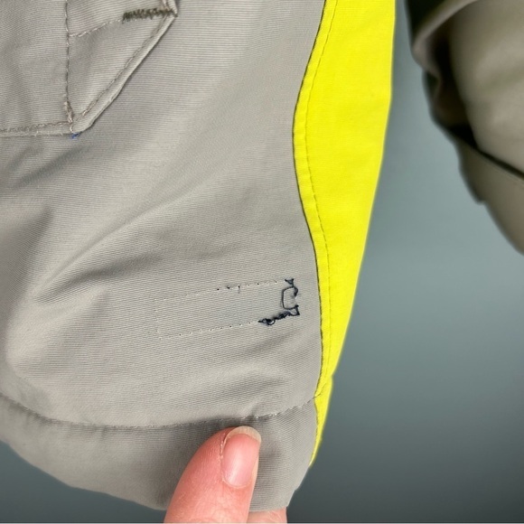 Lands End Grey and Yellow Fleece Lined Winter Ski Jacket Youth Size L (14-16) - Picture 9 of 12